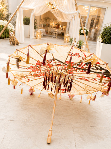Luxury oriental floral - ,